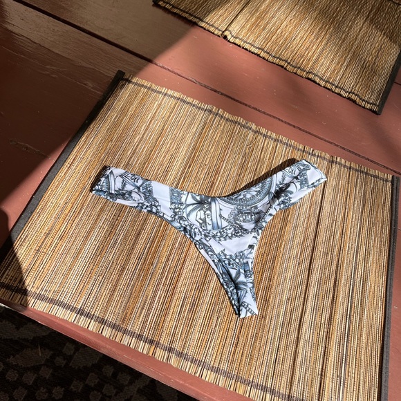 Stone Fox Swim Bikini Bottom XS - Picture 3 of 3